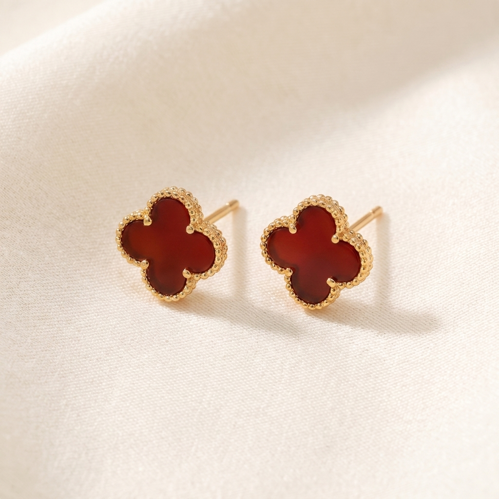 TRIANON Clover Studs - Red