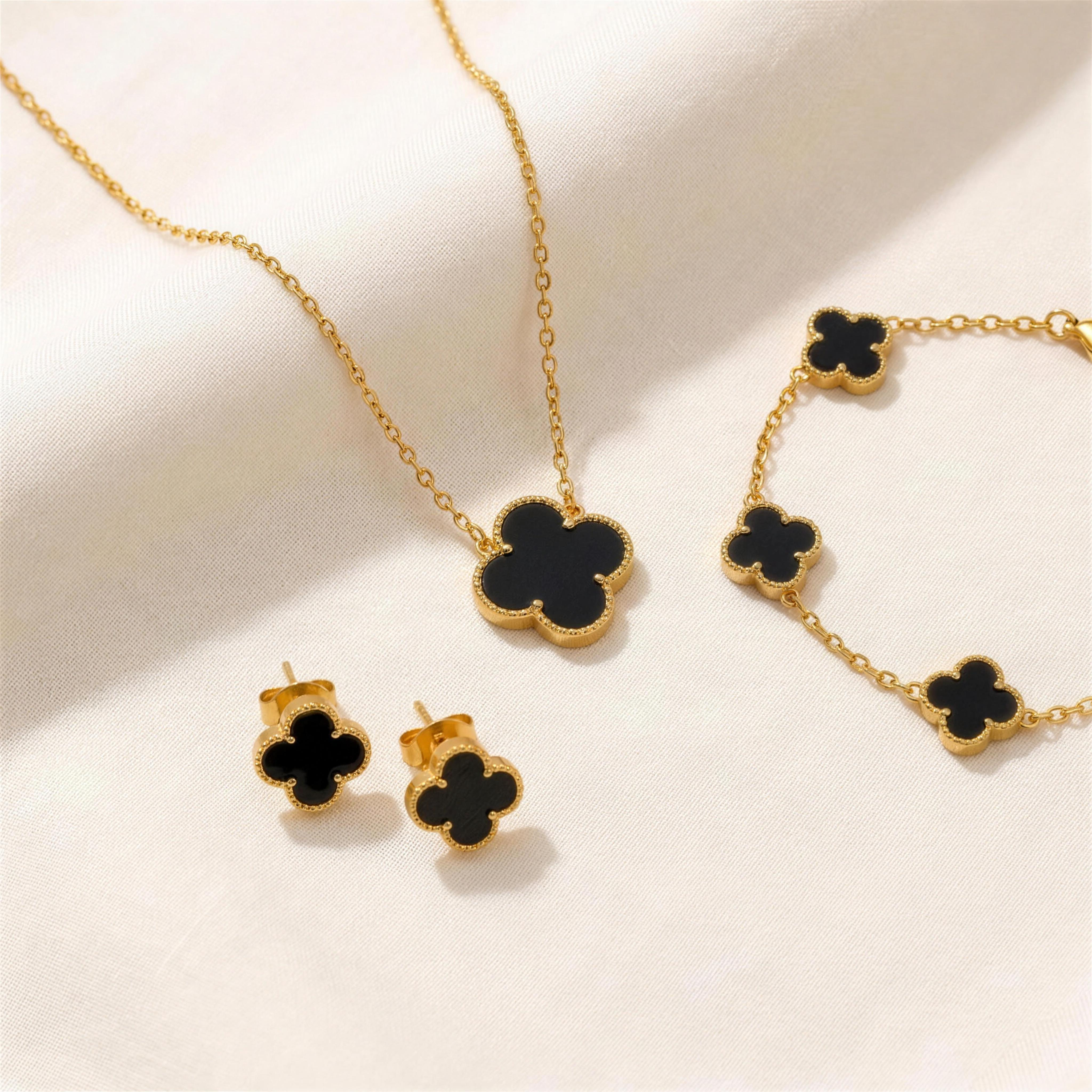 Clover set — Black